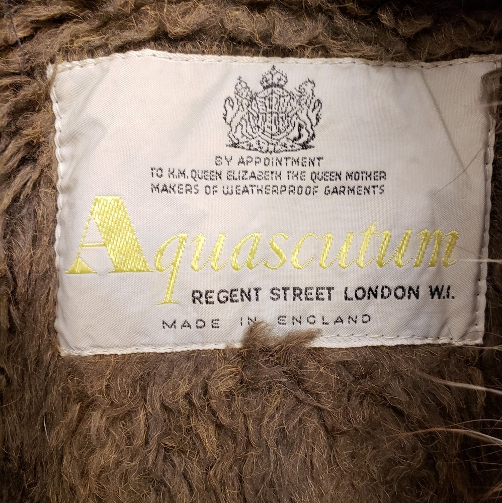 🔥Aquascutum vintage fur trim women's trench coat - Picture 2 of 8